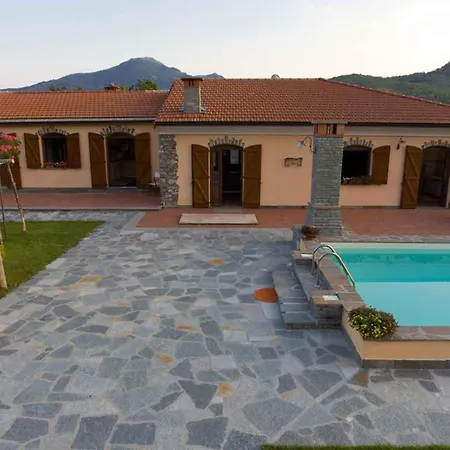 Villa Arbeio 8&6 Emma *